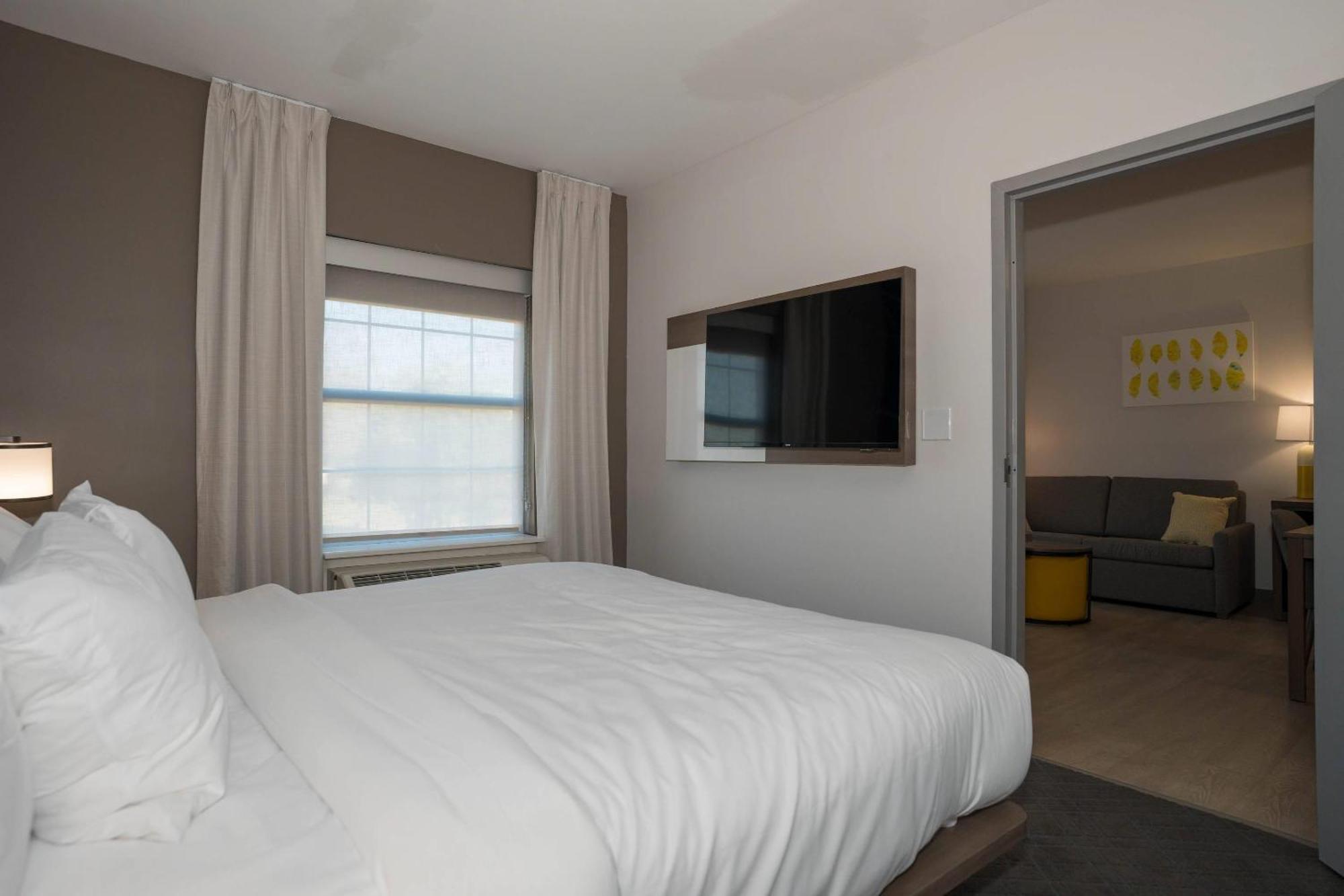 Comfort Inn & Suites River City Дикейтър Екстериор снимка